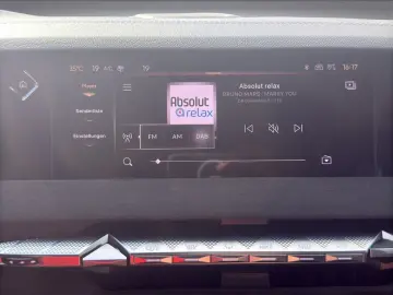 DS DS4 E-Tense 225 Performance Line   HUD FULL-LED