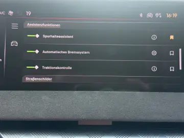 DS DS4 E-Tense 225 Performance Line   HUD FULL-LED