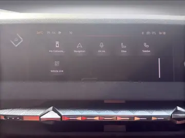 DS DS4 E-Tense 225 Performance Line   HUD FULL-LED