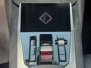 DS DS4 E-Tense 225 Performance Line   HUD FULL-LED