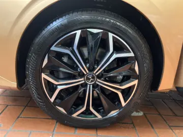 DS DS4 1.6 PureTech 180 S&S Trocadero LED