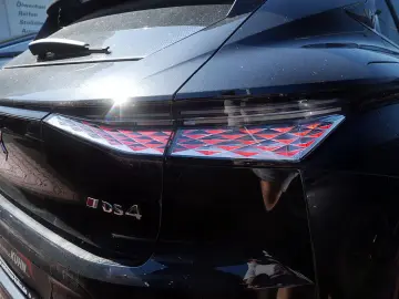 DS DS 4 E-TENSE 225 Performance Line   ACC HUD 360