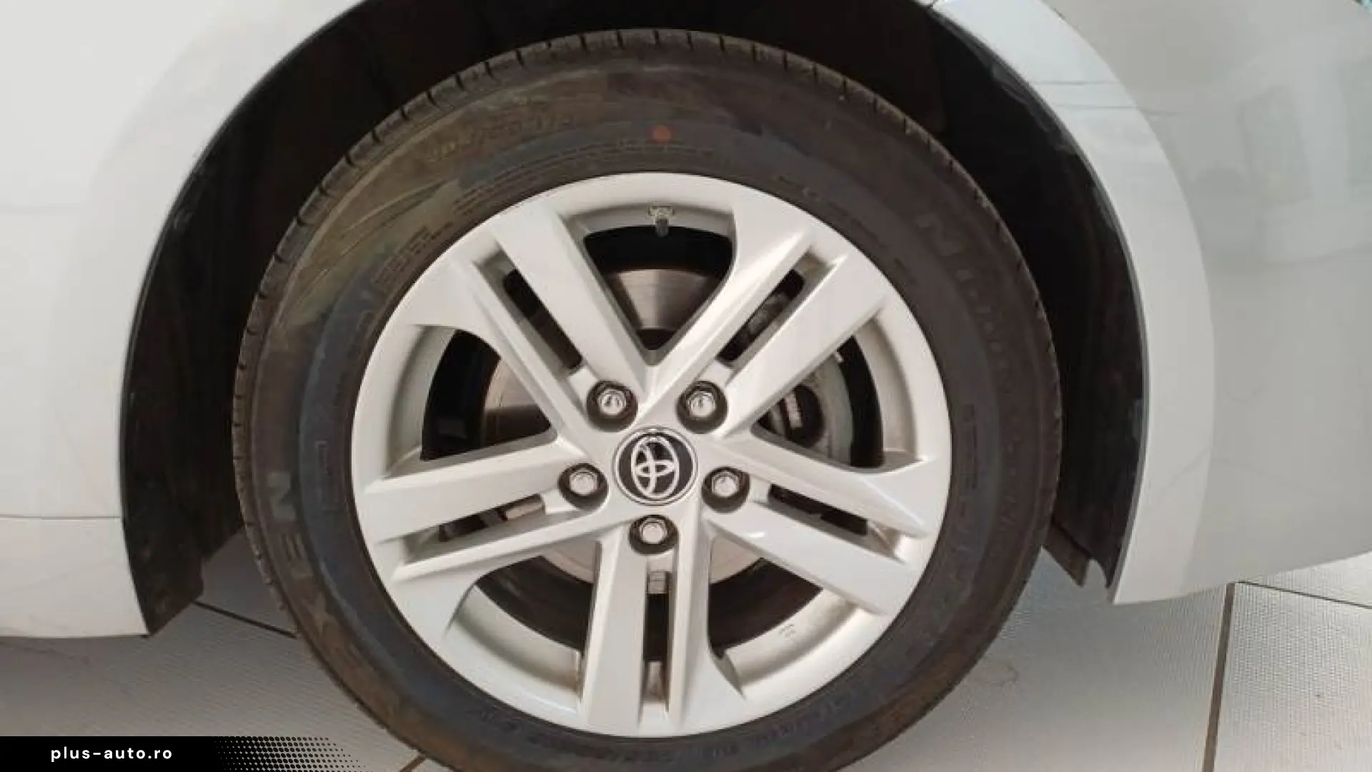 Toyota Corolla 1.8 Hybrid Touring Sport