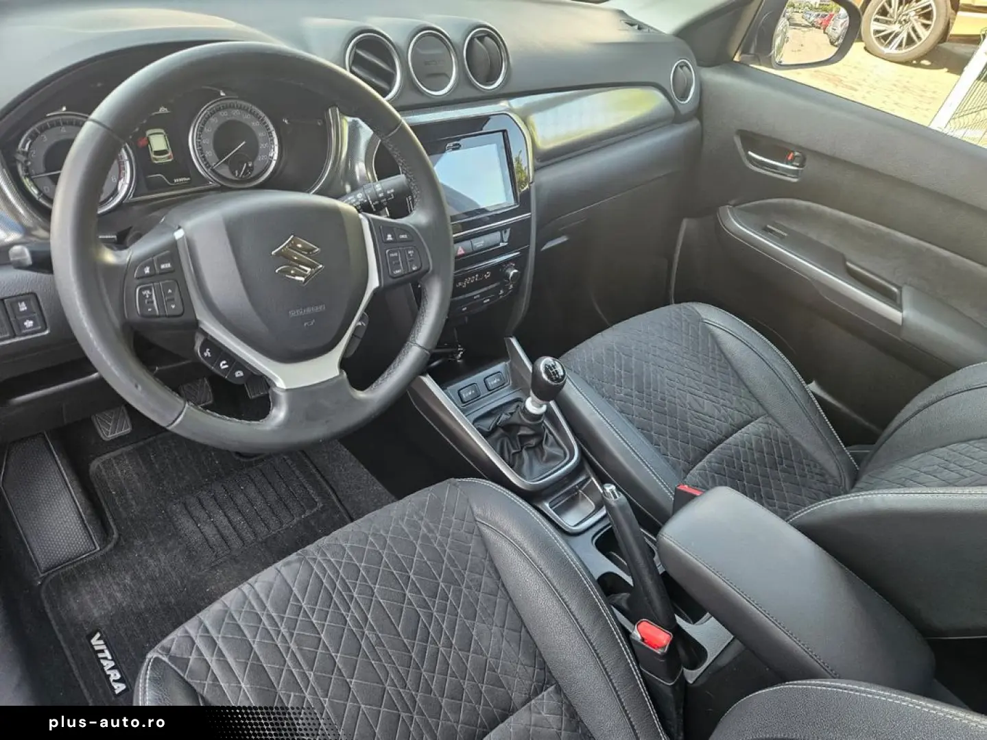 Suzuki Vitara Hibrid  Garantie  Finatare .