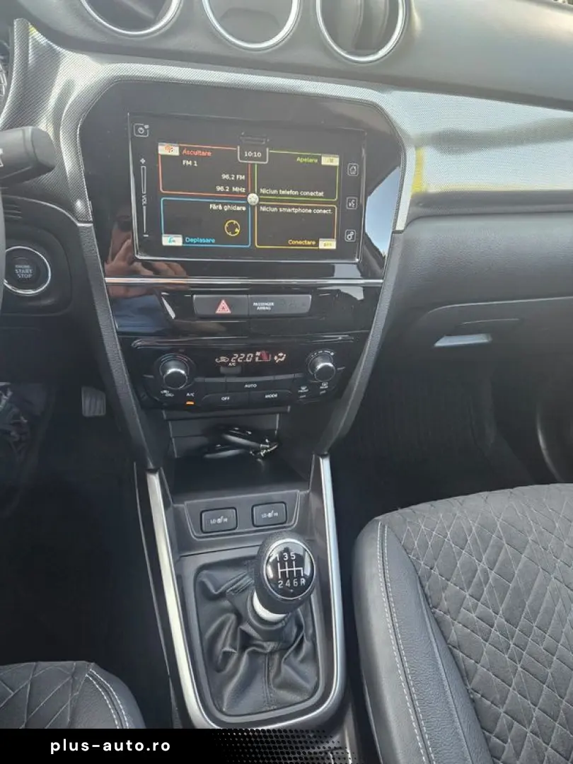 Suzuki Vitara Hibrid  Garantie  Finatare .