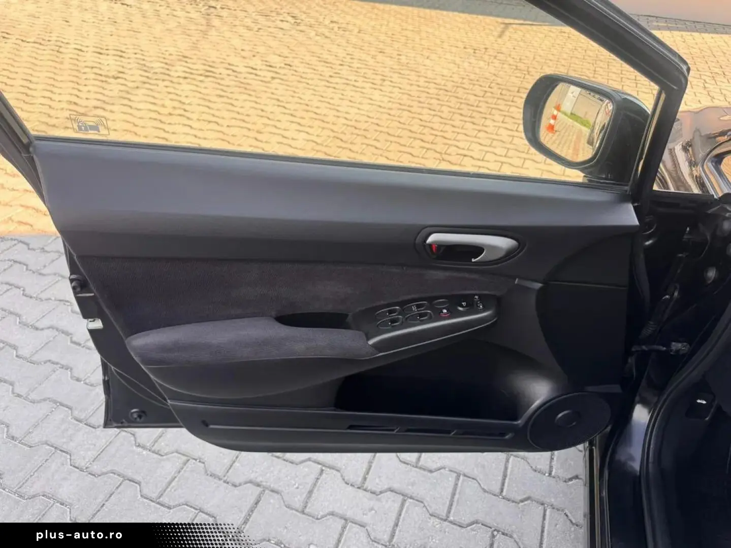 Honda Civic 4DR 1.8 Mt