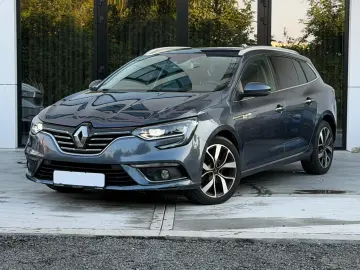 Renault Megane TCe 140 EDC BOSE EDITION