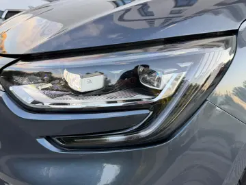 Renault Megane TCe 140 EDC BOSE EDITION