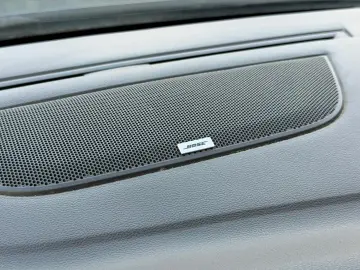 Renault Megane TCe 140 EDC BOSE EDITION