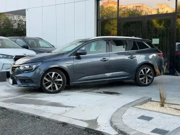 Renault Megane TCe 140 EDC BOSE EDITION