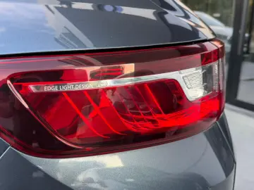 Renault Megane TCe 140 EDC BOSE EDITION
