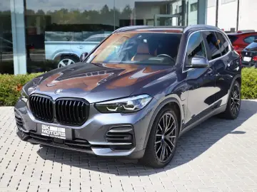BMW X5 xDrive45e PHEV   CAMERA   AHK   ADAPTIVE LED