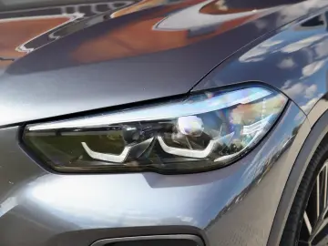 BMW X5 xDrive45e PHEV   CAMERA   AHK   ADAPTIVE LED