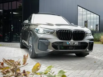 BMW X5 xDrive45e M Sport   SKY LOUNGE   MASAJ   AIRMATIC