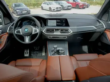 BMW X5 xDrive45e M Sport   SKY LOUNGE   MASAJ   AIRMATIC