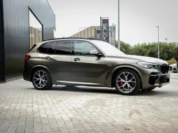 BMW X5 xDrive45e M Sport   SKY LOUNGE   MASAJ   AIRMATIC