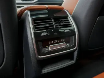 BMW X5 xDrive45e M Sport   SKY LOUNGE   MASAJ   AIRMATIC