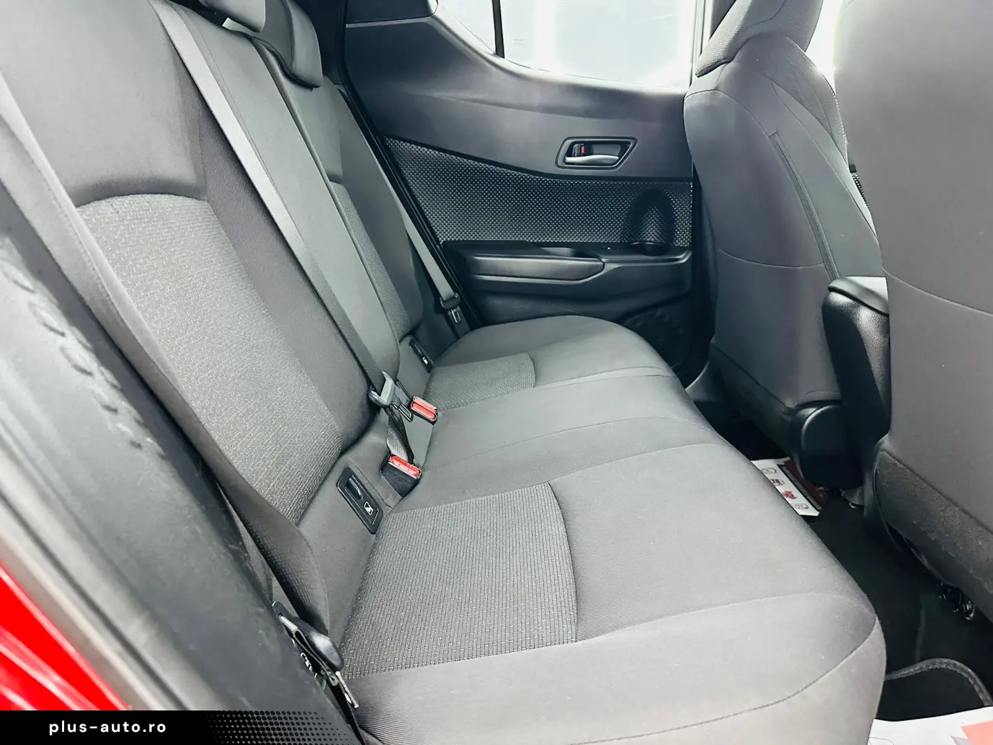 TOYOTA C-HR 2018 1.8i HYBRID E6 Garantie 12 Luni Rate Avans