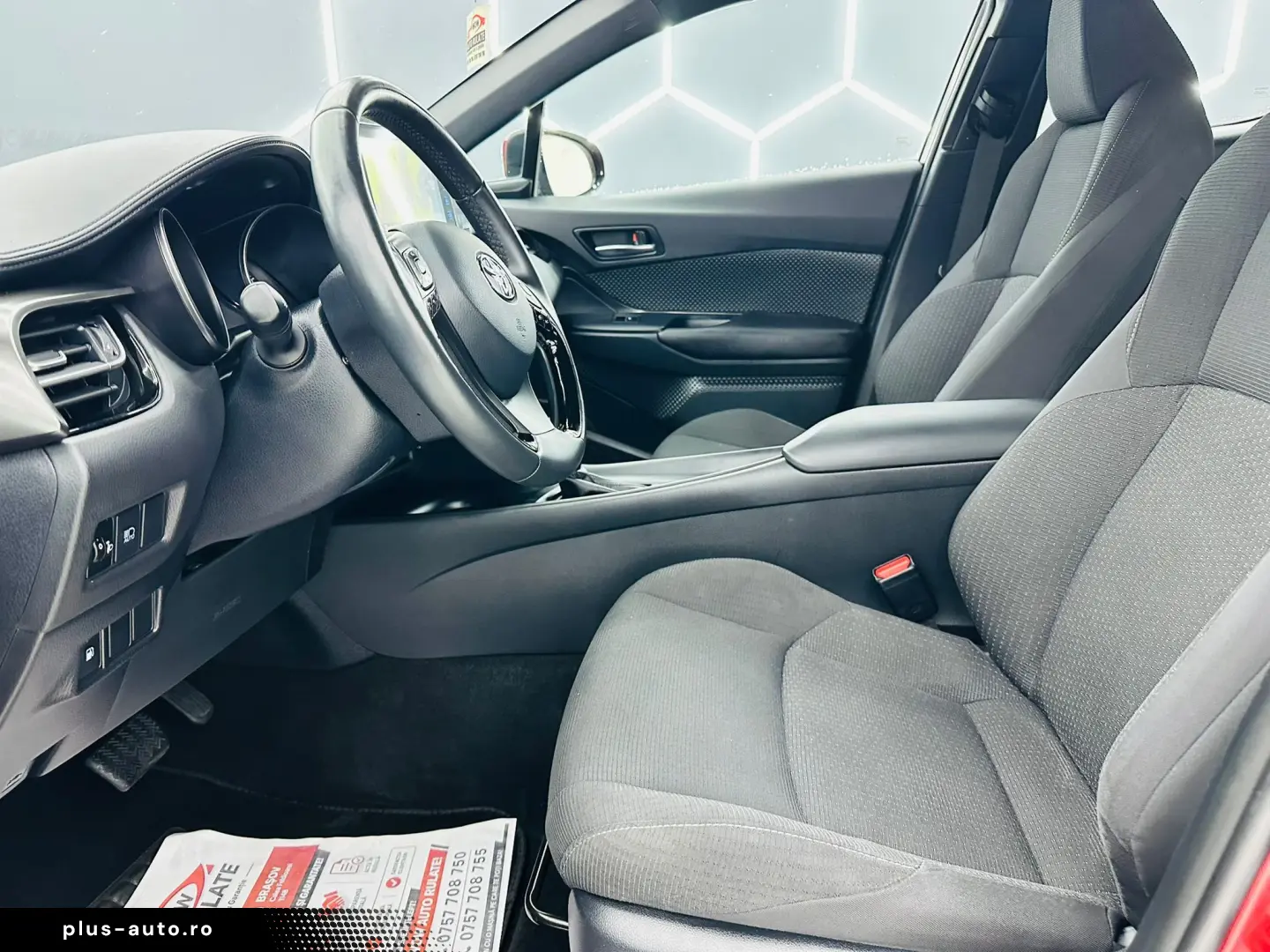 TOYOTA C-HR 2018 1.8i HYBRID E6 Garantie 12 Luni Rate Avans