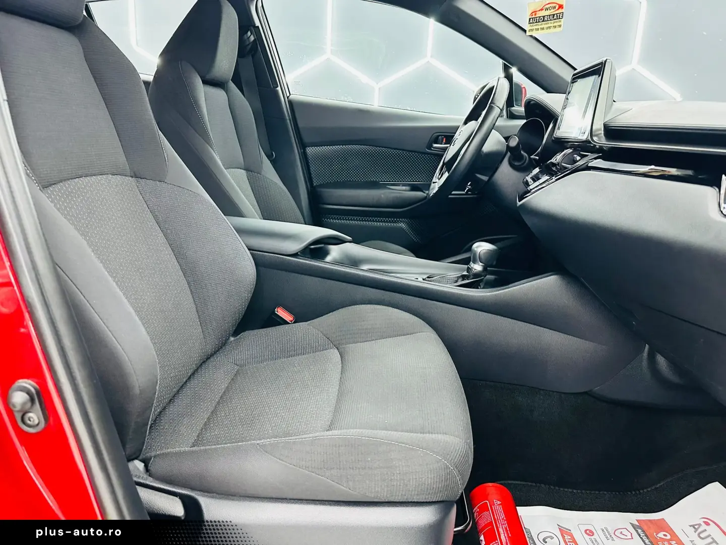 TOYOTA C-HR 2018 1.8i HYBRID E6 Garantie 12 Luni Rate Avans