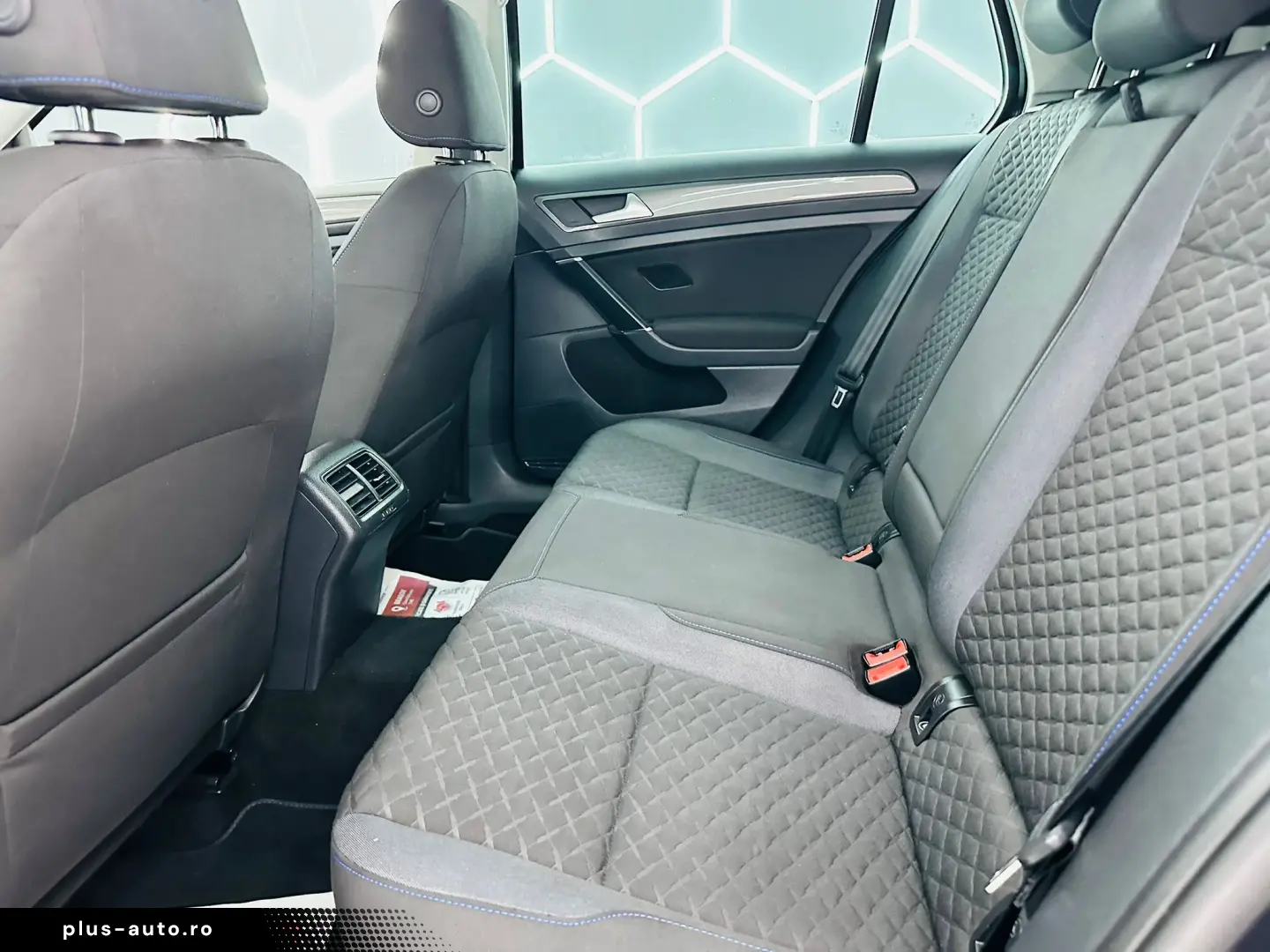 VOLKSWAGEN GOLF 2018 1.6D E6 Garantie 12 Luni Rate Avans 0 D