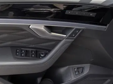 Volkswagen Touareg 3.0 TSI eHybrid 4Motion R