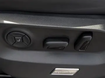 Volkswagen Touareg 3.0 TSI eHybrid 4Motion R