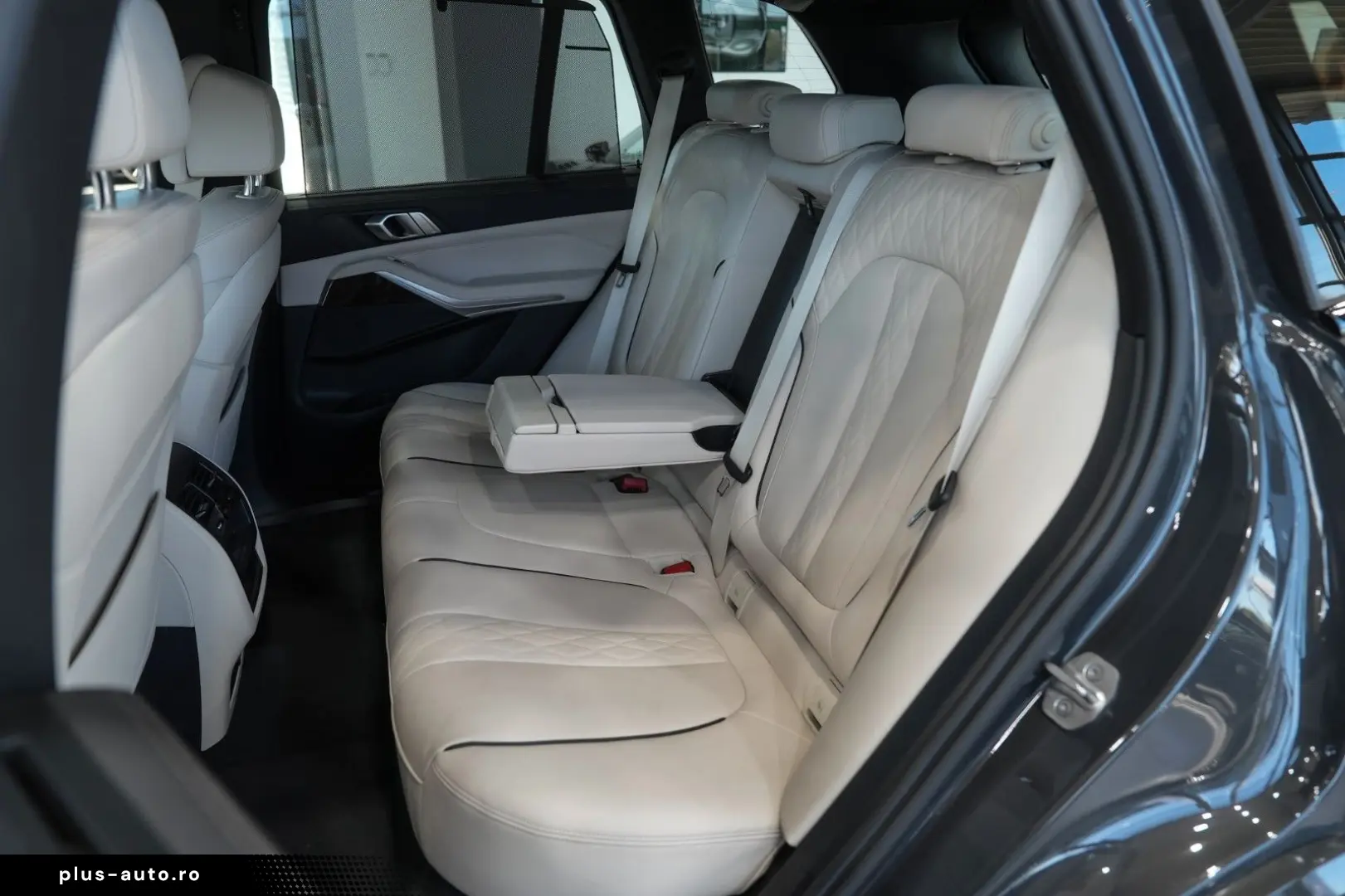 BMW X5 xD 25 d  M-SPORT PANO LEDER-MERINO 22 LM 1.HD