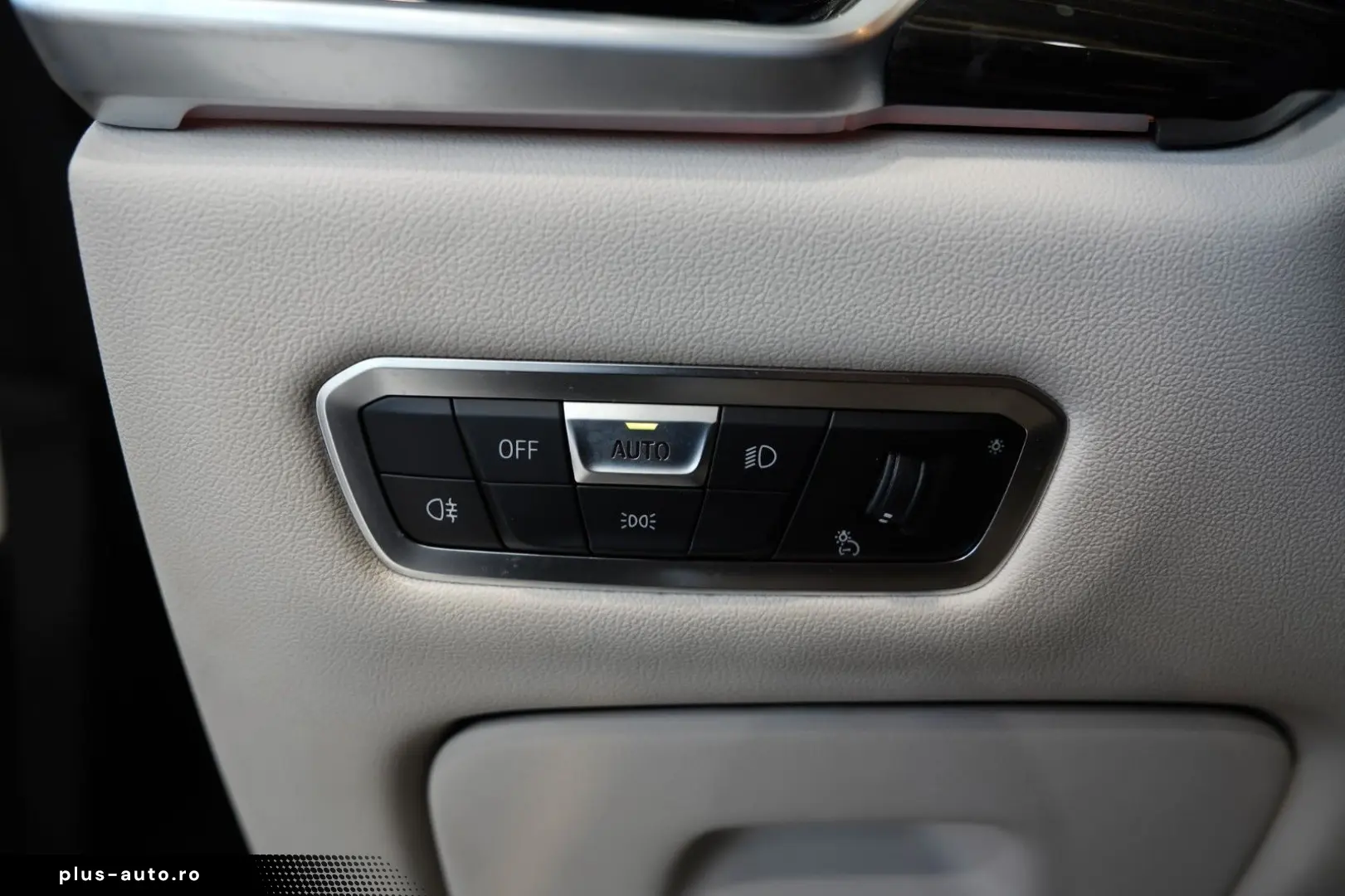 BMW X5 xD 25 d  M-SPORT PANO LEDER-MERINO 22 LM 1.HD