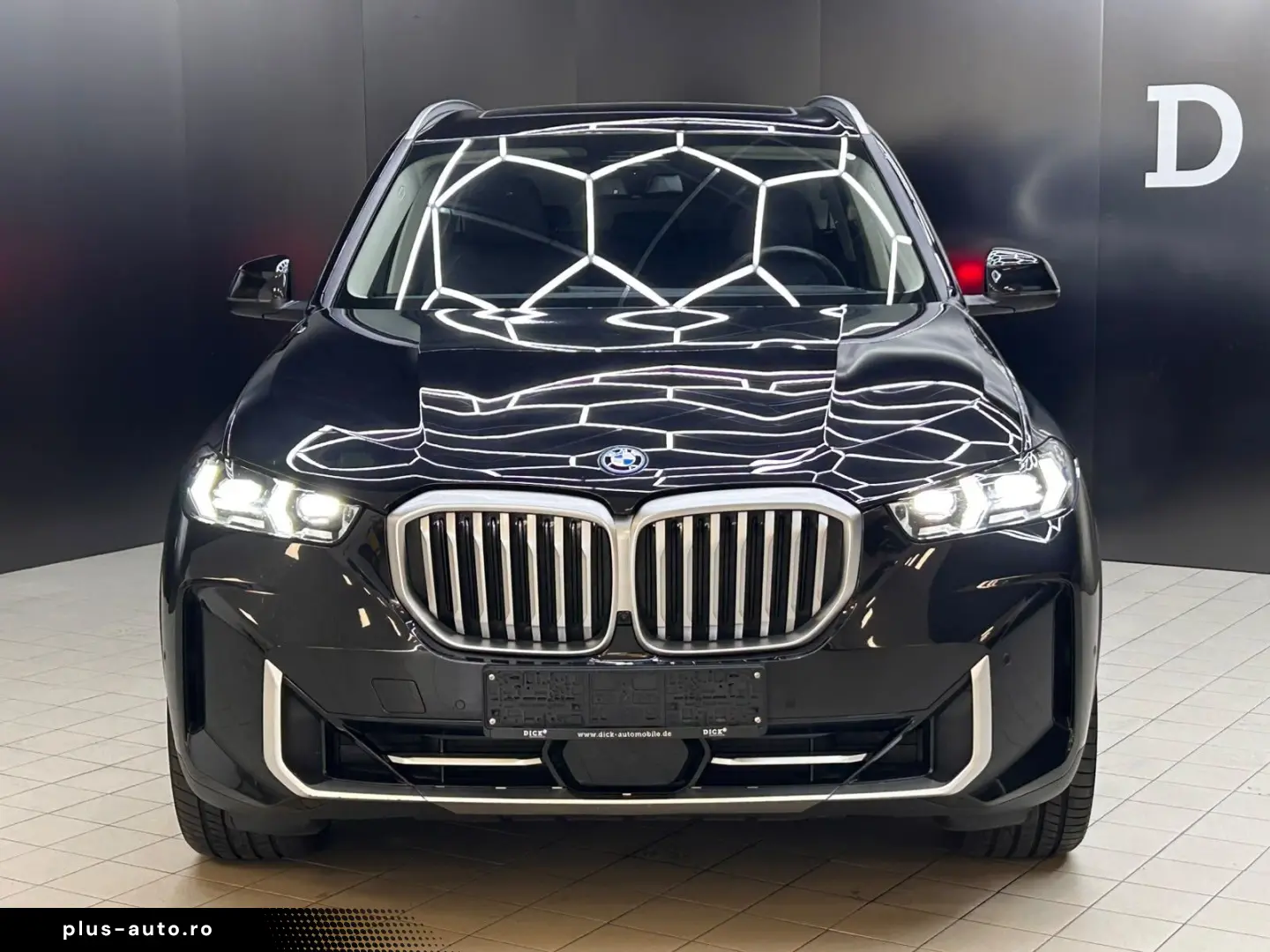 BMW X5 50 e xDr PANO MEMO LUFT LED HEAD H&K AHK 360