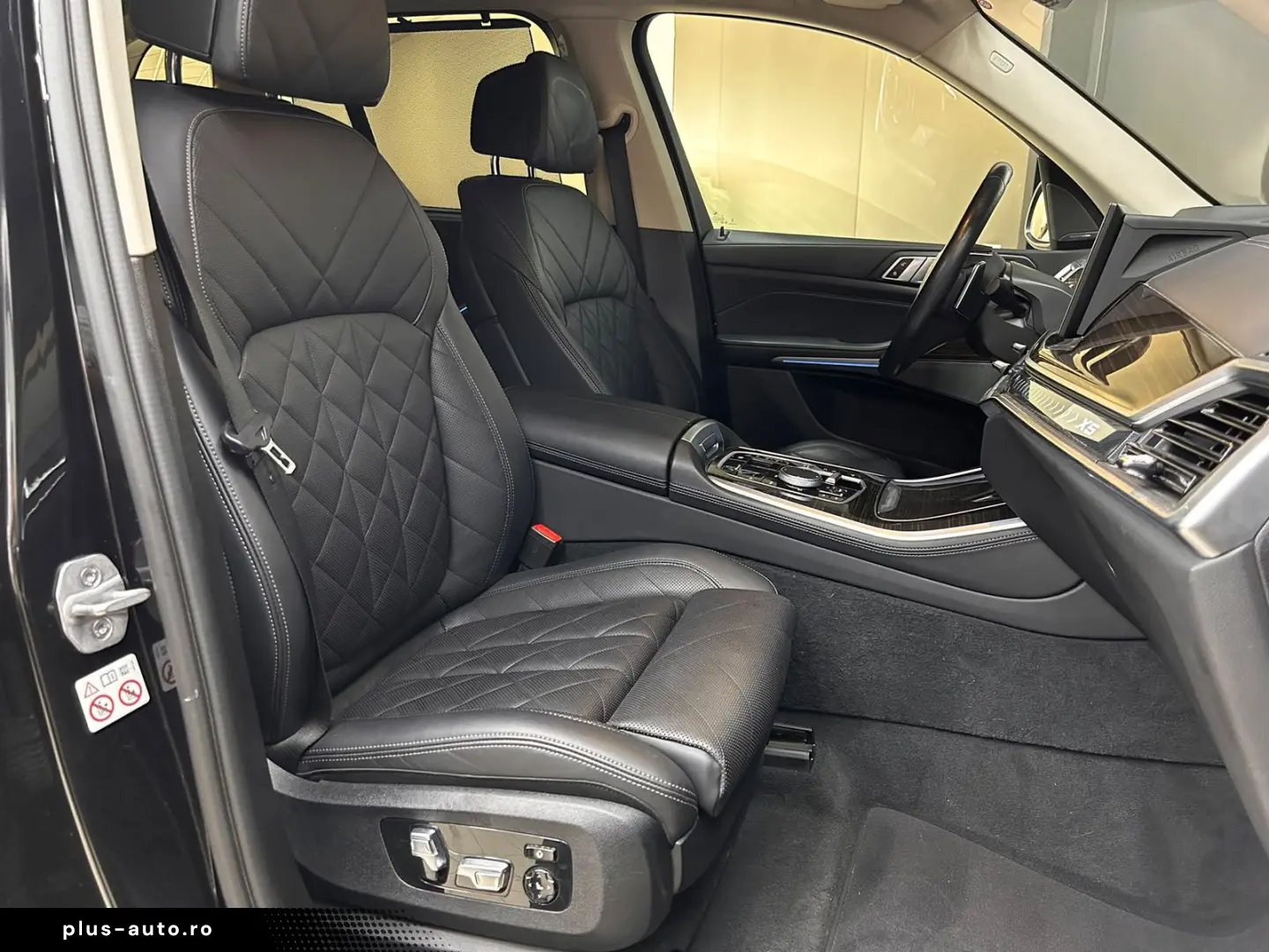 BMW X5 50 e xDr PANO MEMO LUFT LED HEAD H&K AHK 360