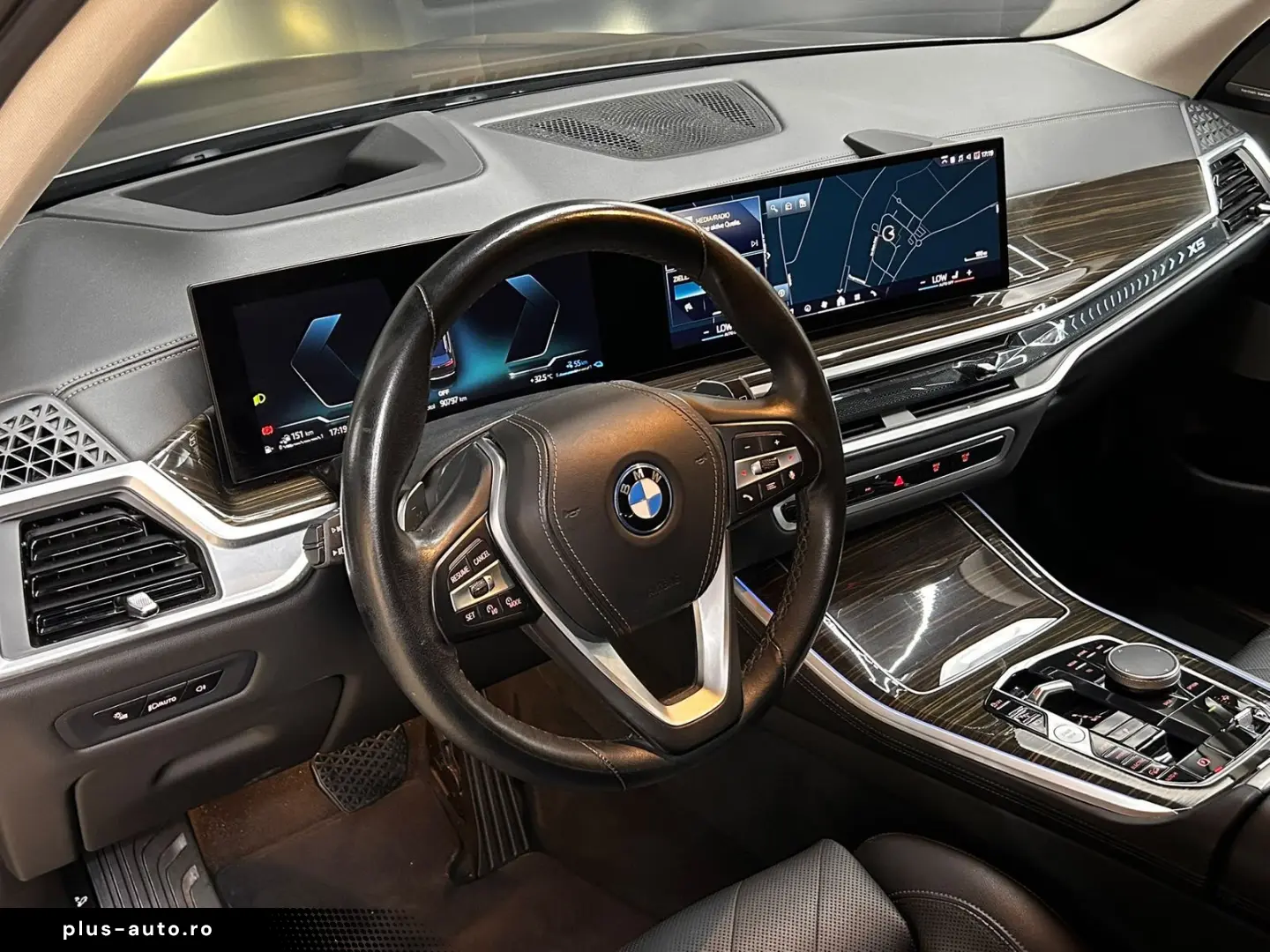 BMW X5 50 e xDr PANO MEMO LUFT LED HEAD H&K AHK 360