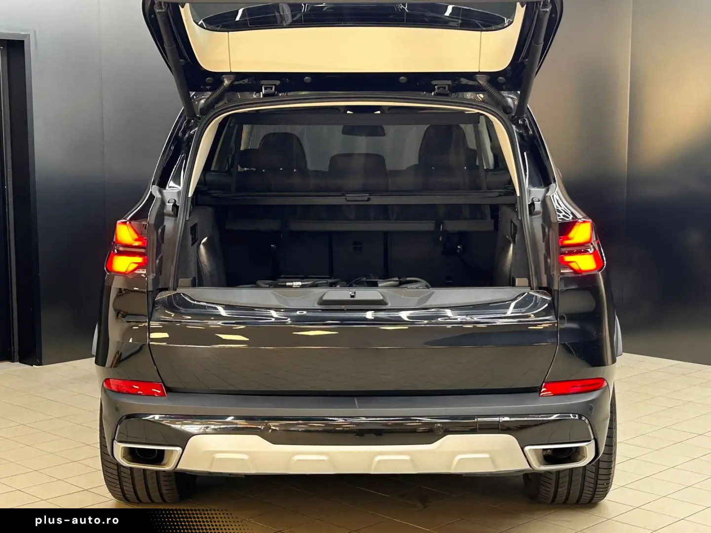 BMW X5 50 e xDr PANO MEMO LUFT LED HEAD H&K AHK 360
