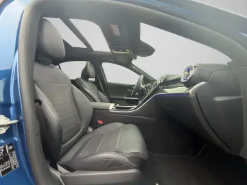 MERCEDES-BENZ C 400e 2xAMG LINE 4Matic Night 360 Pano