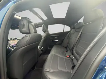 MERCEDES-BENZ C 400e 2xAMG LINE 4Matic Night 360 Pano