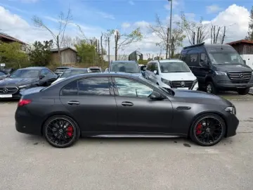 MERCEDES-BENZ C 63 AMG S E-Performance Premium Night Carbon
