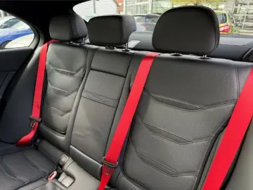 MERCEDES-BENZ C 63 AMG S E-Performance Premium Night Carbon