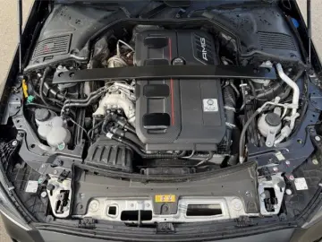 MERCEDES-BENZ C 63 AMG S E-Performance Premium Night Carbon