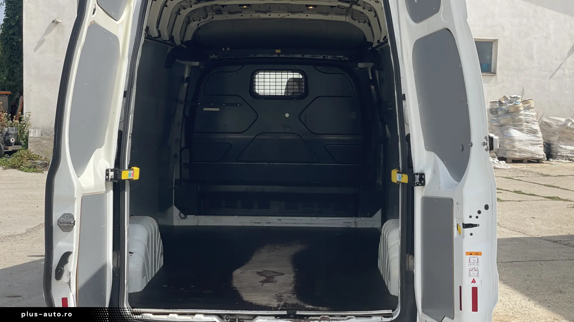 Ford Transit Custom L2H2 2015