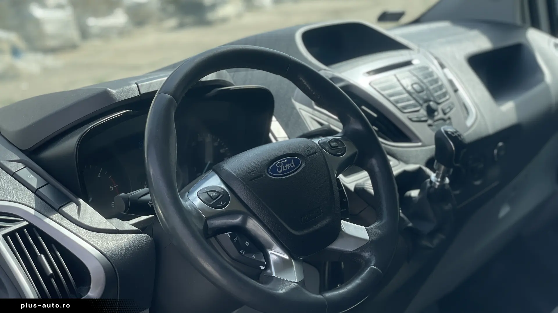 Ford Transit Custom L2H2 2015