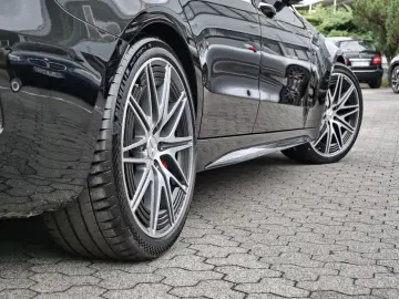 MERCEDES-BENZ C 63 AMG S E PERFORMANCE Night Panorama 360