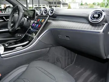 MERCEDES-BENZ C 63 AMG S E PERFORMANCE Night Panorama 360