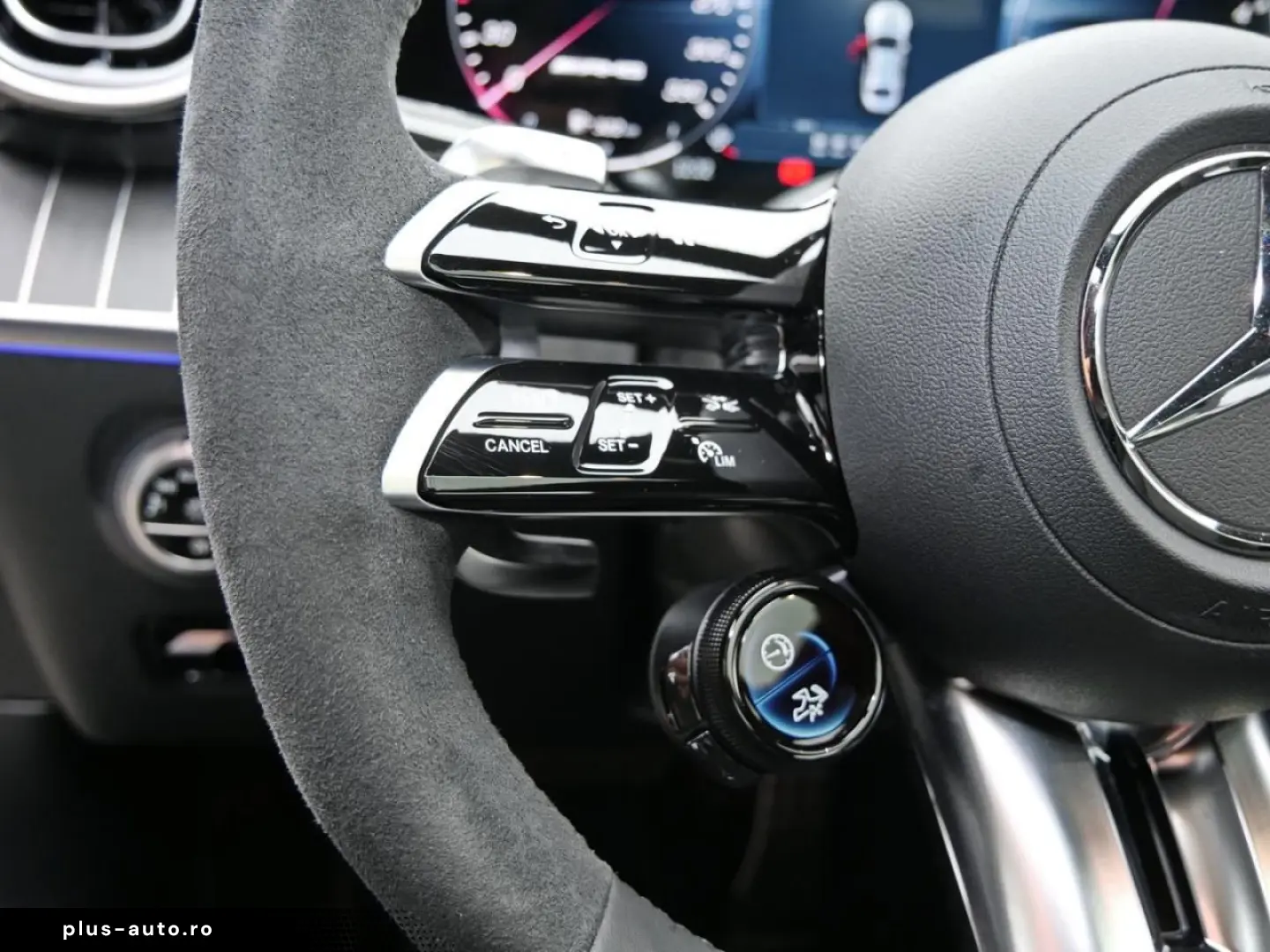 MERCEDES-BENZ C 63 AMG S E PERFORMANCE Night Panorama 360