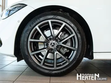 MERCEDES-BENZ CLE 220 d AVANTGARDE ADVANCE AHK LED MEMORY 18