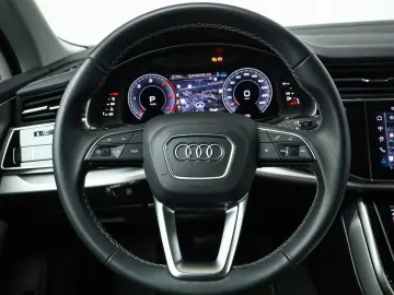 AUDI Q7 50 TDI qu. Optik schwarz  Memory