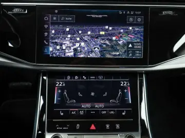AUDI Q7 50 TDI qu. Optik schwarz  Memory