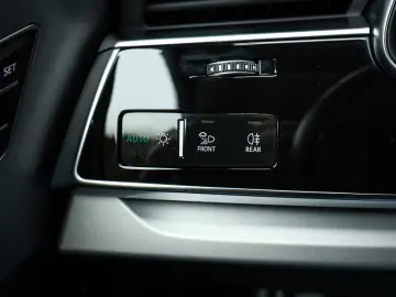 AUDI Q7 50 TDI qu. Optik schwarz  Memory