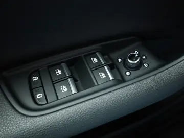 AUDI Q7 50 TDI qu. Optik schwarz  Memory