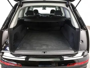 AUDI Q7 50 TDI qu. Optik schwarz  Memory