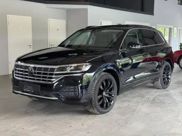 VW Touareg R-Line 4Motion LED ACC 360 Stand-HZ Pano